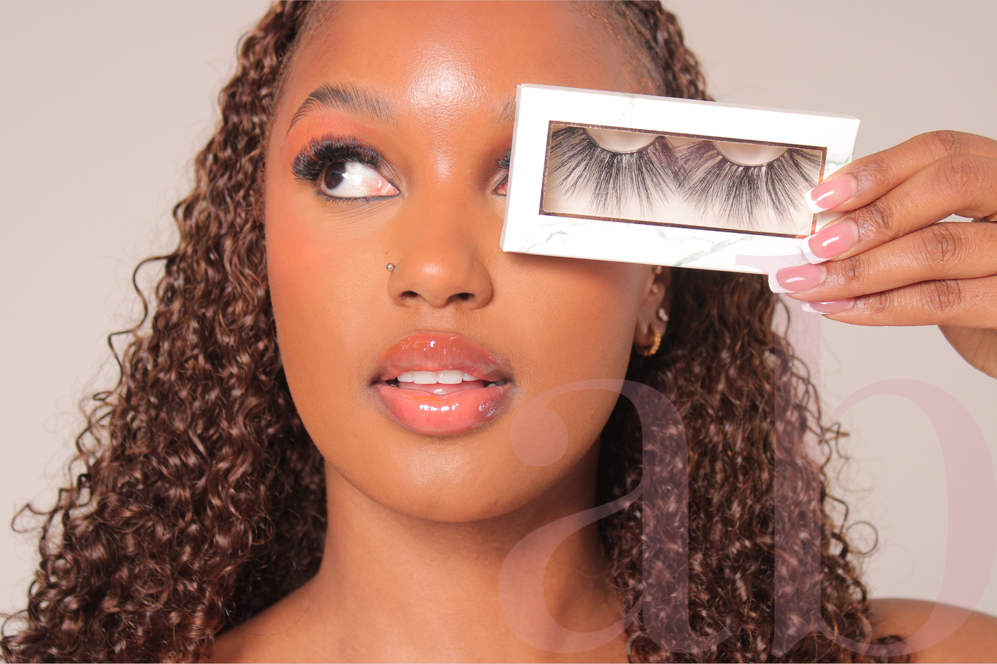Wholesale 25MM Mink Lashes | Dramatic Collection